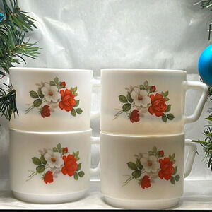 Cute Set of 4 vintage 1970's Arcopal France White Milk glasses Coffee Cup